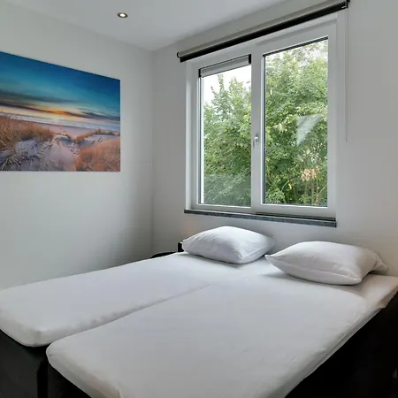 In Texel Near National Park Vakantiehuis Westermient